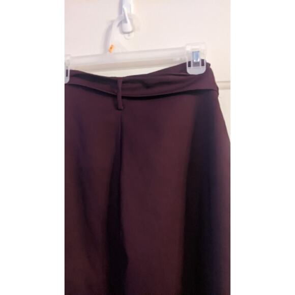 Harlowe & Graham Burgundy Belted Skirt with Zipper Closure Size Medium? - Picture 5 of 11